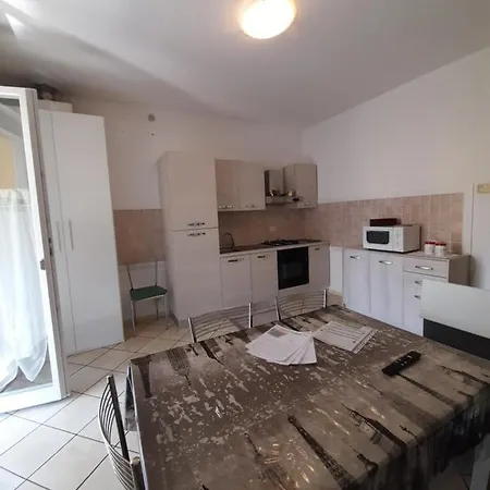 Claudette Apartment *